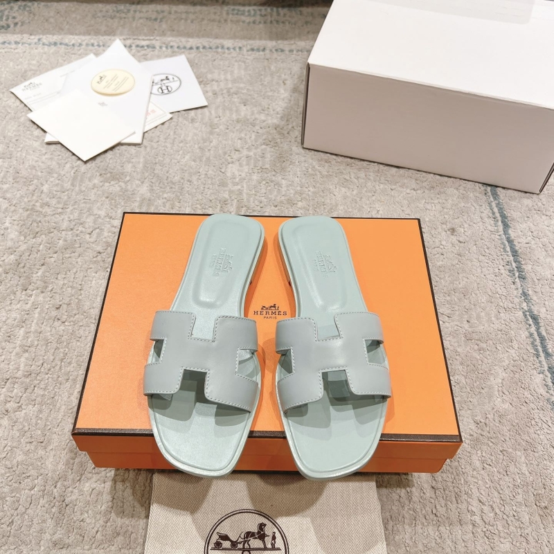H**mes slippers